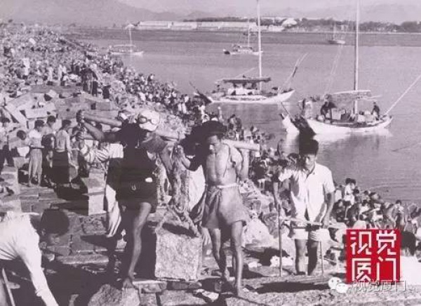 1949年的今天廈門解放，實拍國民黨黯然離別廈門的情景