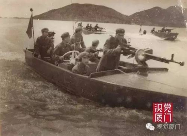 1949年的今天廈門解放，實拍國民黨黯然離別廈門的情景