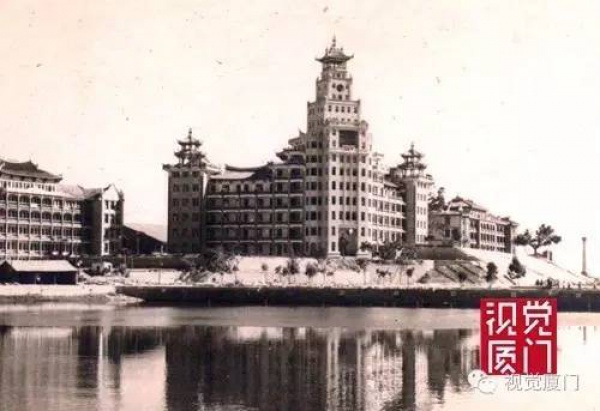 1949年的今天廈門解放，實拍國民黨黯然離別廈門的情景